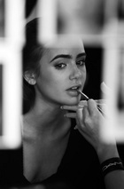 Lily Collins : lily-collins-1377894433.jpg