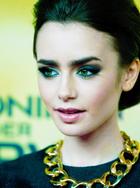 Lily Collins : lily-collins-1378060587.jpg