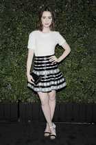 Lily Collins : lily-collins-1393863357.jpg