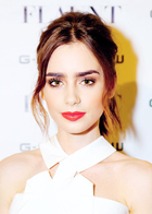Lily Collins : lily-collins-1400955606.jpg