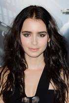 Lily Collins : lily-collins-1409495166.jpg