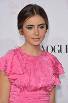 Lily Collins : lily-collins-1409495206.jpg