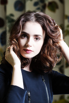 Lily Collins : lily-collins-1426529533.jpg
