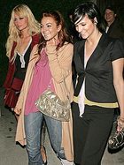 Lindsay Lohan : TI4U_u1254014305.jpg