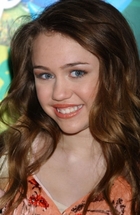 Miley Cyrus : TI4U_u1153197521.jpg