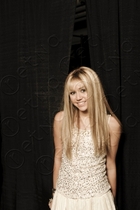 Miley Cyrus : TI4U_u1160630905.jpg