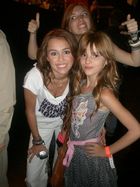 Miley Cyrus : TI4U_u1218337164.jpg