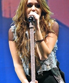 Miley Cyrus : miley-cyrus-1317318351.jpg