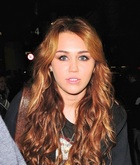 Miley Cyrus : miley-cyrus-1317851818.jpg