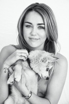 Miley Cyrus : miley-cyrus-1328937113.jpg