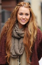 Miley Cyrus : miley-cyrus-1336291474.jpg