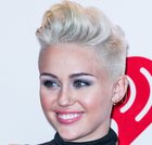 Miley Cyrus : miley-cyrus-1348388659.jpg