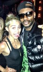 Miley Cyrus : miley-cyrus-1359705215.jpg