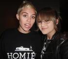 Miley Cyrus : miley-cyrus-1359857120.jpg