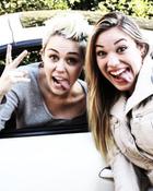 Miley Cyrus : miley-cyrus-1360723931.jpg
