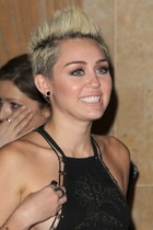 Miley Cyrus : miley-cyrus-1360744714.jpg