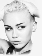 Miley Cyrus : miley-cyrus-1362089425.jpg