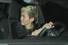 Miley Cyrus : miley-cyrus-1362127382.jpg