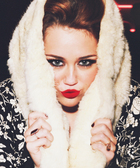 Miley Cyrus : miley-cyrus-1363025822.jpg