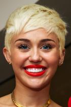 Miley Cyrus : miley-cyrus-1365879925.jpg