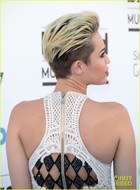 Miley Cyrus : miley-cyrus-1369015423.jpg