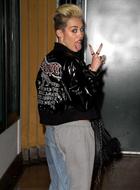 Miley Cyrus : miley-cyrus-1371176925.jpg