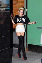 Miley Cyrus : miley-cyrus-1372354380.jpg