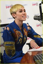 Miley Cyrus : miley-cyrus-1372447279.jpg