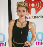 Miley Cyrus : miley-cyrus-1373573722.jpg