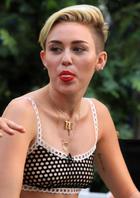 Miley Cyrus : miley-cyrus-1373991226.jpg