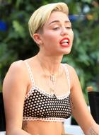 Miley Cyrus : miley-cyrus-1373991233.jpg
