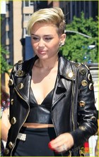 Miley Cyrus : miley-cyrus-1374260926.jpg