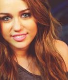 Miley Cyrus : miley-cyrus-1376532368.jpg