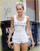 Miley Cyrus : miley-cyrus-1377207820.jpg
