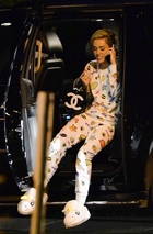 Miley Cyrus : miley-cyrus-1377798662.jpg