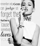 Miley Cyrus : miley-cyrus-1378604778.jpg