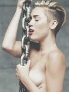 Miley Cyrus : miley-cyrus-1379705993.jpg