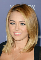 Miley Cyrus : miley-cyrus-1383431085.jpg