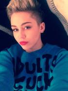 Miley Cyrus : miley-cyrus-1383588045.jpg