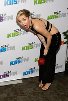 Miley Cyrus : miley-cyrus-1387070901.jpg