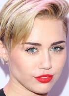 Miley Cyrus : miley-cyrus-1387070954.jpg