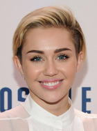 Miley Cyrus : miley-cyrus-1387071049.jpg