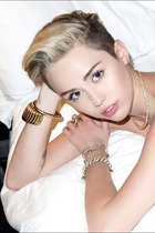 Miley Cyrus : miley-cyrus-1392479119.jpg