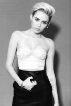 Miley Cyrus : miley-cyrus-1393009008.jpg