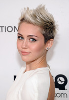 Miley Cyrus : miley-cyrus-1397957532.jpg