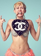Miley Cyrus : miley-cyrus-1402509417.jpg