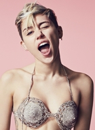 Miley Cyrus : miley-cyrus-1403543023.jpg