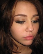 Miley Cyrus : miley-cyrus-1403712574.jpg