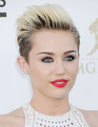 Miley Cyrus : miley-cyrus-1407025828.jpg