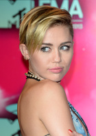 Miley Cyrus : miley-cyrus-1407025860.jpg